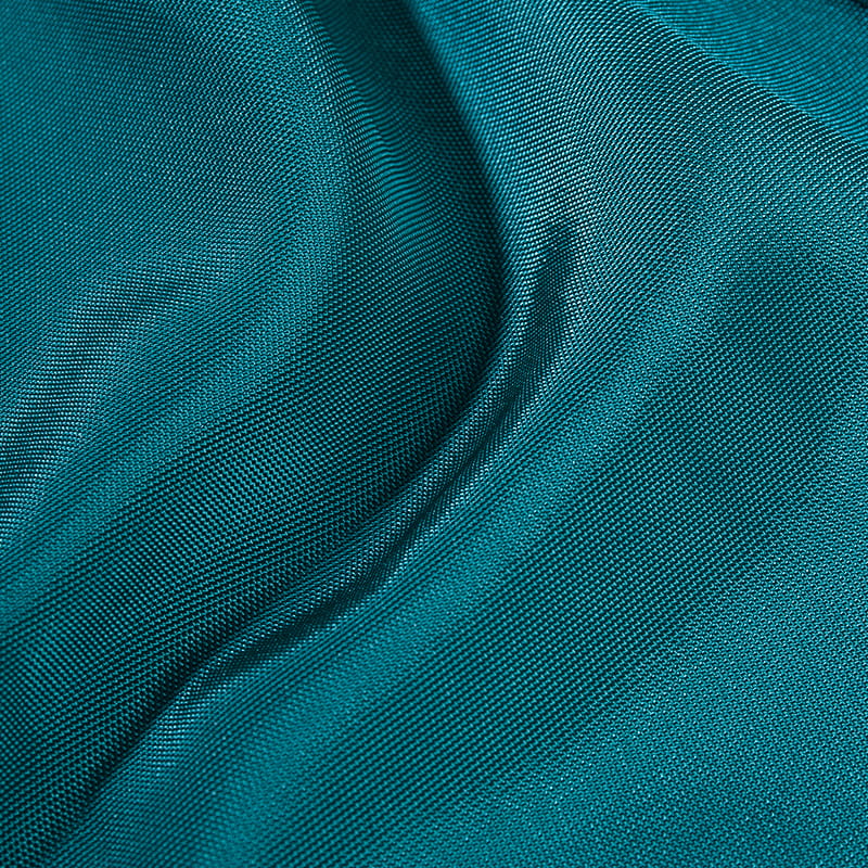 How Breathable Rainwear Fabrics Prevent Internal Moisture Retention？
